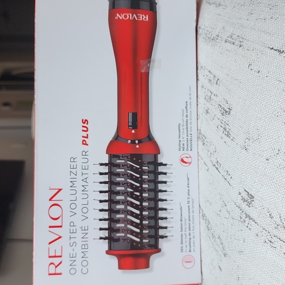 Revlon One Step Volumizer Plus Hair Dryer and Hot Air Brush - Picture 1 of 8